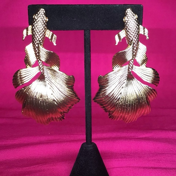 Jewelry - Siamese Fighting Fish Earrings